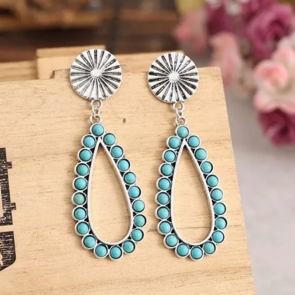 NEW! Turquoise Concho Drop Earrings Western Southwestern Cowgirl Ranch Rodeo - Picture 1 of 7